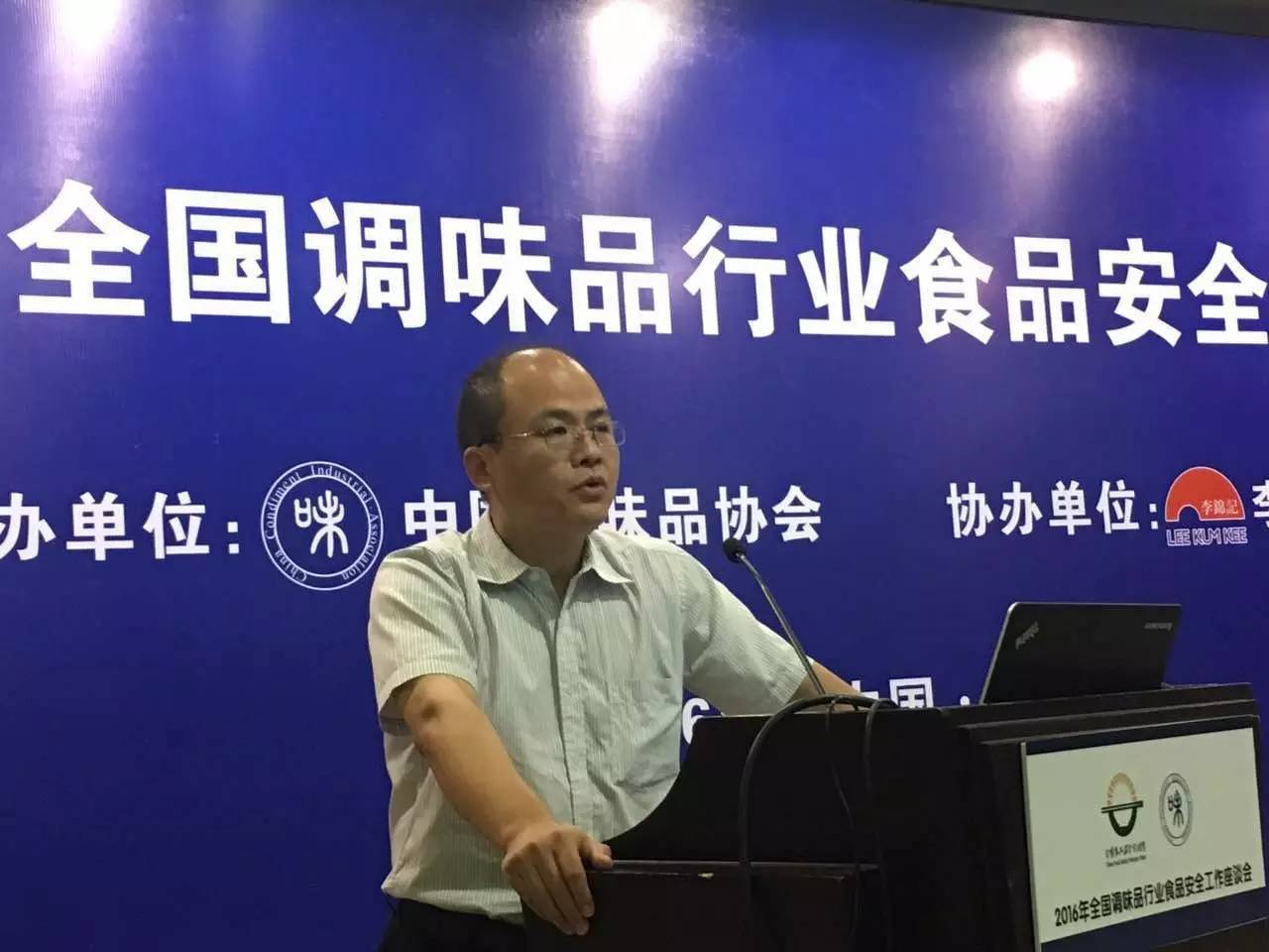 6360410367823188471326880.jpg 糖心视频